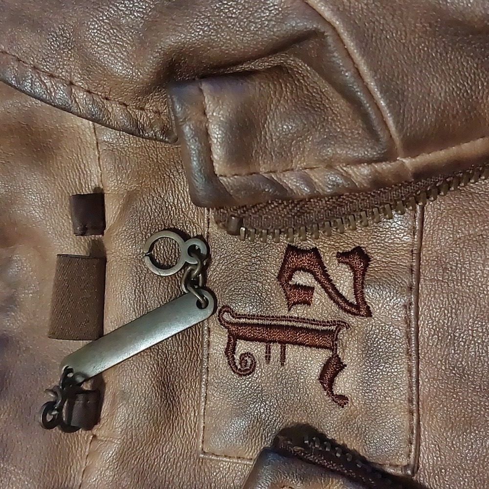 Small brown jacket - Picture 2 of 4